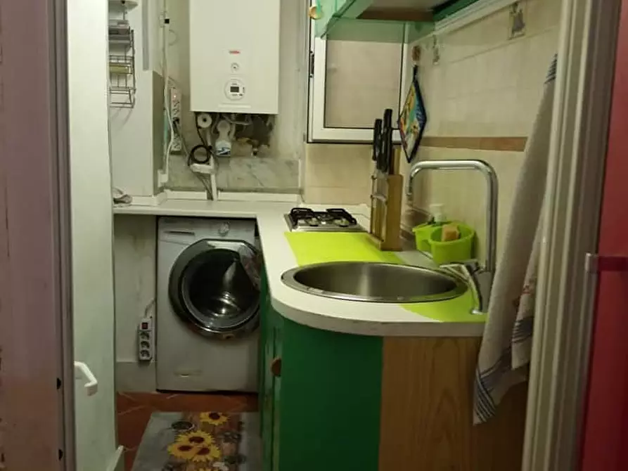 Immagine 14 di Monolocale in vendita  in Via Cavour 15 a Carrara