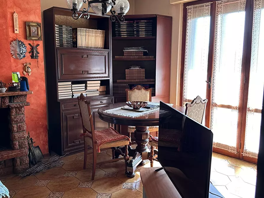 Immagine 1 di Casa semindipendente in vendita  in Via Provinciale 114 a Castelnuovo Magra