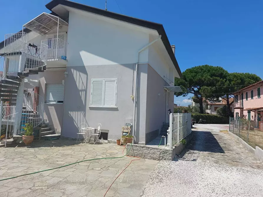Immagine 8 di Casa semindipendente in vendita  in Via Fontananera 52 a Sarzana