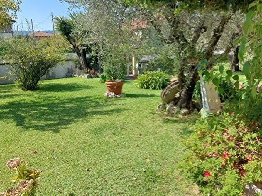 Immagine 40 di Casa semindipendente in vendita  in CORSO 40 a Ortonovo