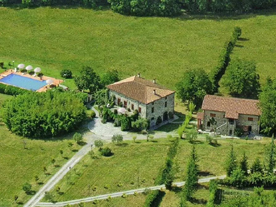 Immagine 9 di Villa in vendita  in Mocrone a Villafranca In Lunigiana
