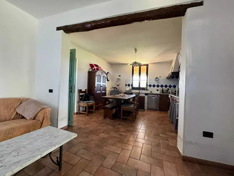 Immagine 9 di Villa in vendita  in ISOLA a Ortonovo