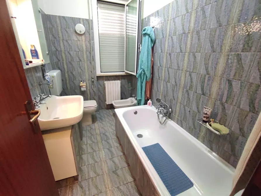 Immagine 13 di Appartamento in vendita  in Via XXV Aprile 23 a Ameglia