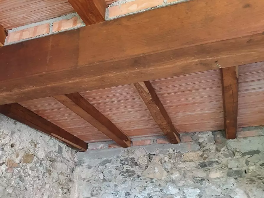 Immagine 7 di Rustico / casale in vendita  in Via Borgo di Sopra Giucano a Fosdinovo