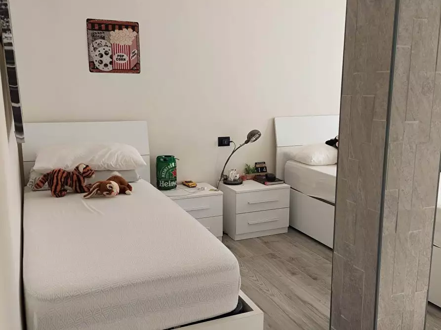 Immagine 6 di Appartamento in vendita  in Via Nuova a Carrara