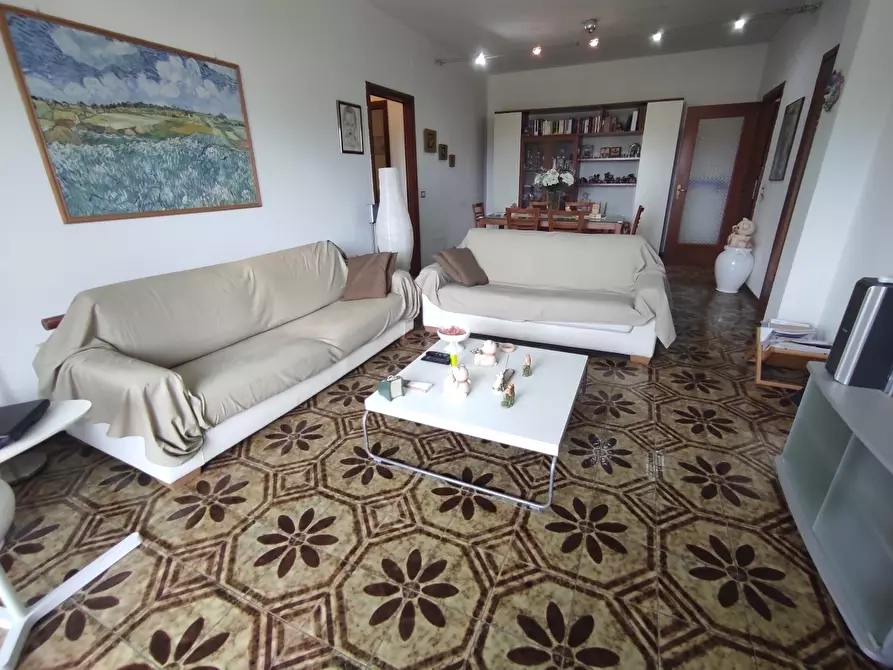 Immagine 5 di Appartamento in vendita  in Via XXV Aprile 23 a Ameglia