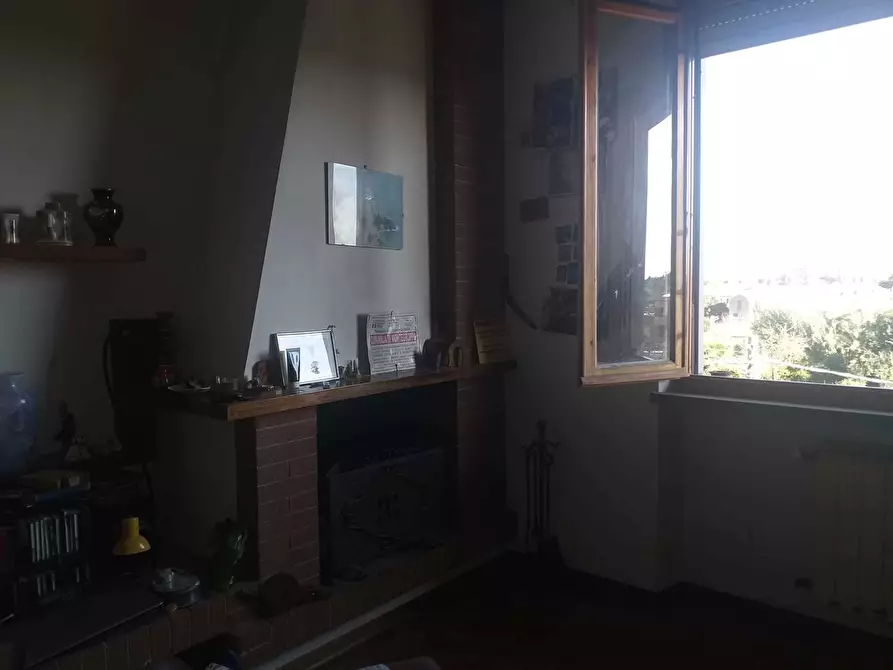 Immagine 4 di Appartamento in vendita  in Via XXV Aprile 37 a Ameglia