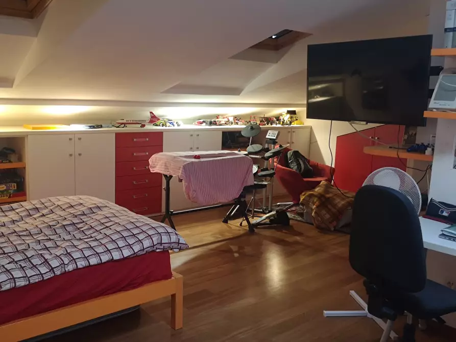 Immagine 14 di Casa semindipendente in vendita  in Via dei Pini 40 a Castelnuovo Magra