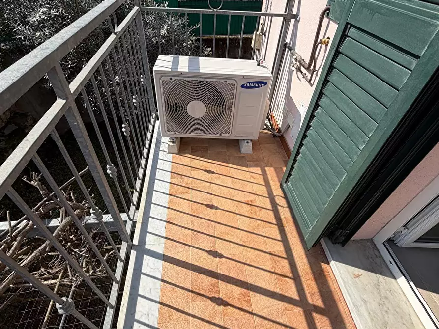 Immagine 8 di Terratetto in vendita  in Via Giacomo Leopardi 12 a Ameglia