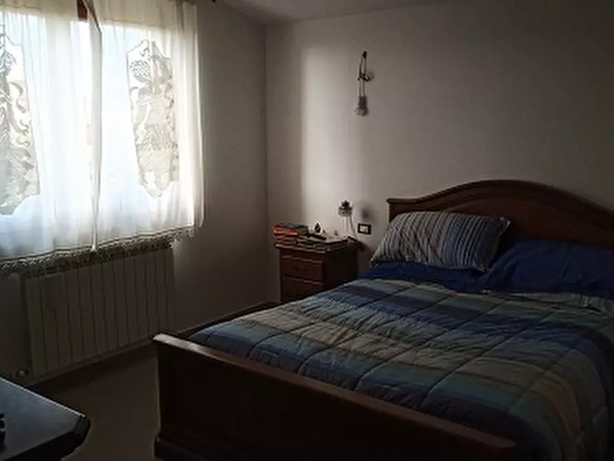 Immagine 17 di Casa semindipendente in vendita  in Marina di Carrara a Carrara