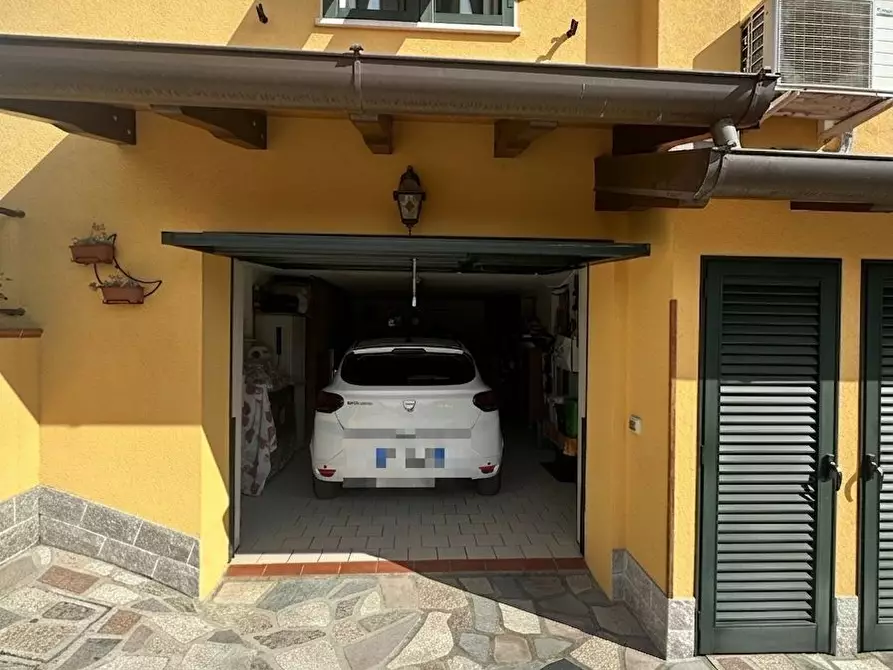 Immagine 46 di Villa in vendita  in Via della Resistenza 38 a Castelnuovo Magra