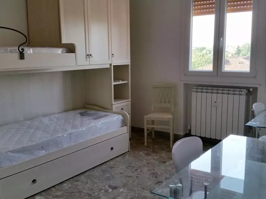 Immagine 6 di Trilocale in affitto  a Bologna