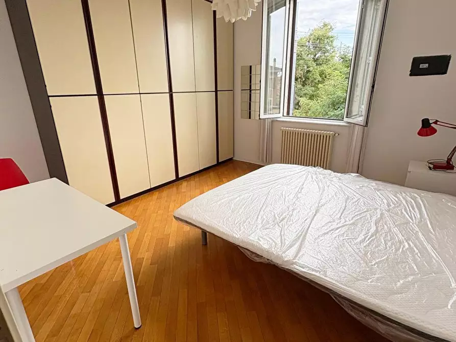 Immagine 9 di Quadrilocale in vendita  a Bologna