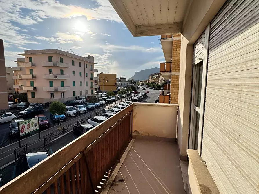 Immagine 1 di Appartamento in vendita  in Viale della Vittoria a Terracina
