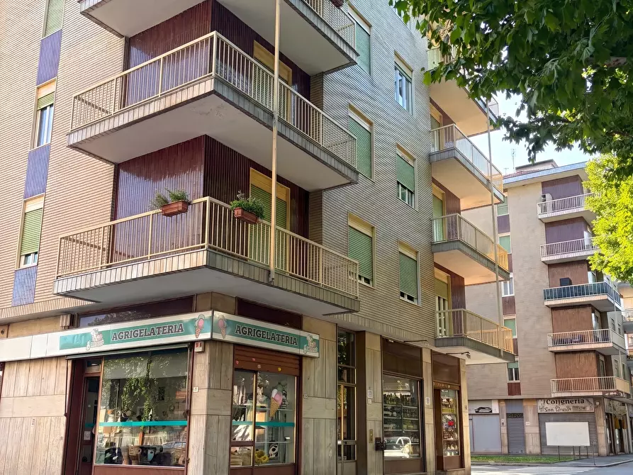 Immagine 14 di Trilocale in vendita  in Viale Papa Giovanni XXIII 15 a Beinasco
