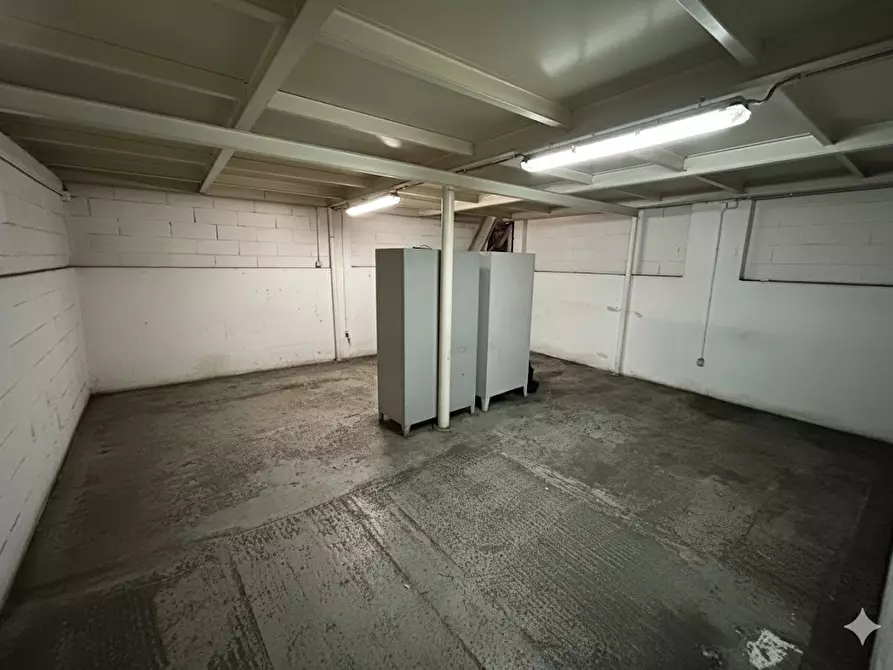 Immagine 2 di Attività artigianale in affitto  in Via Pateri 60 a Beinasco