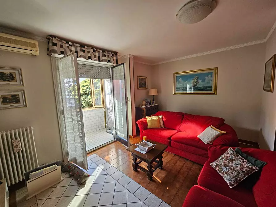 Immagine 5 di Quadrilocale in vendita  in Via Aldo Moro 2 a Beinasco