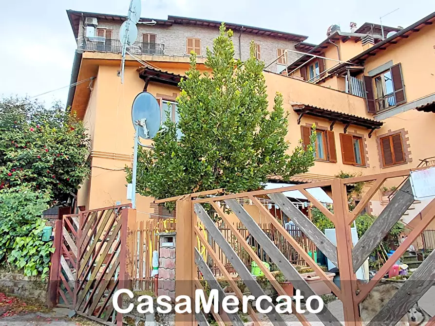 Immagine 1 di Trilocale in vendita  in Via Focicchia a Rocca Di Papa