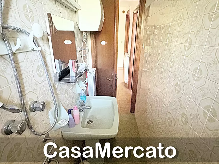 Immagine 12 di Bilocale in vendita  a Rocca Di Papa