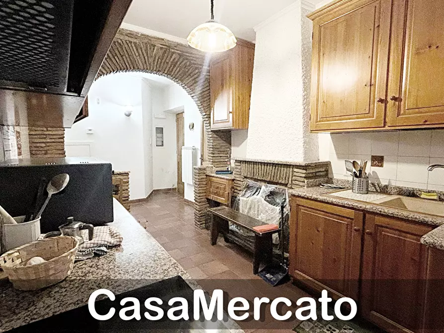 Immagine 16 di Trilocale in affitto  in Via San Sebastiano a Rocca Di Papa