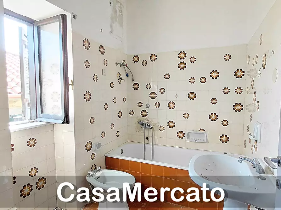 Immagine 14 di Trilocale in vendita  a Rocca Di Papa