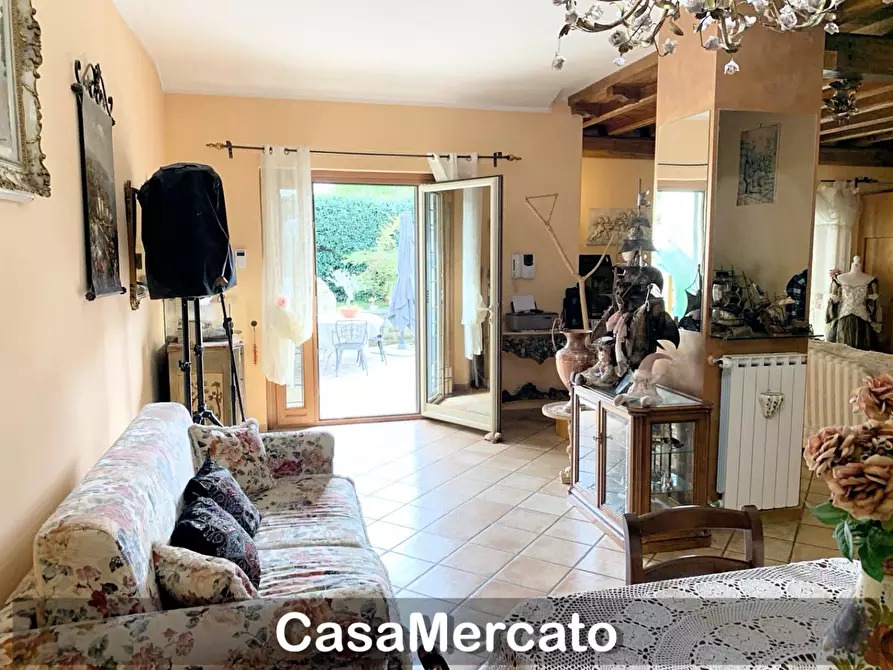 Immagine 5 di Casa bifamiliare in vendita  in Via dei Ciliegi a Rocca Priora
