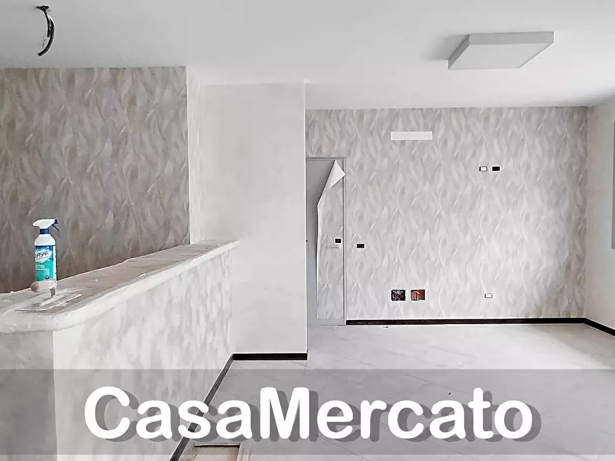 Immagine 6 di Ufficio in affitto  a Rocca Di Papa