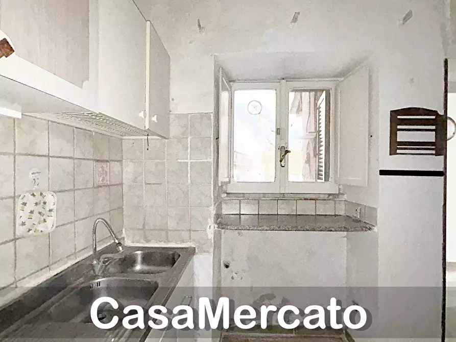 Immagine 20 di Bilocale in vendita  a Rocca Di Papa