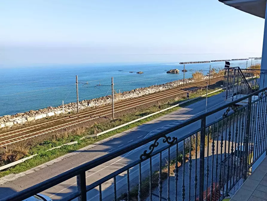 Immagine 8 di Appartamento in vendita  a Grottammare