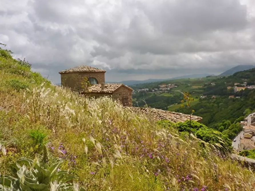 Immagine 26 di Quadrilocale in vendita  in VIA ARIOSTO a San Fele