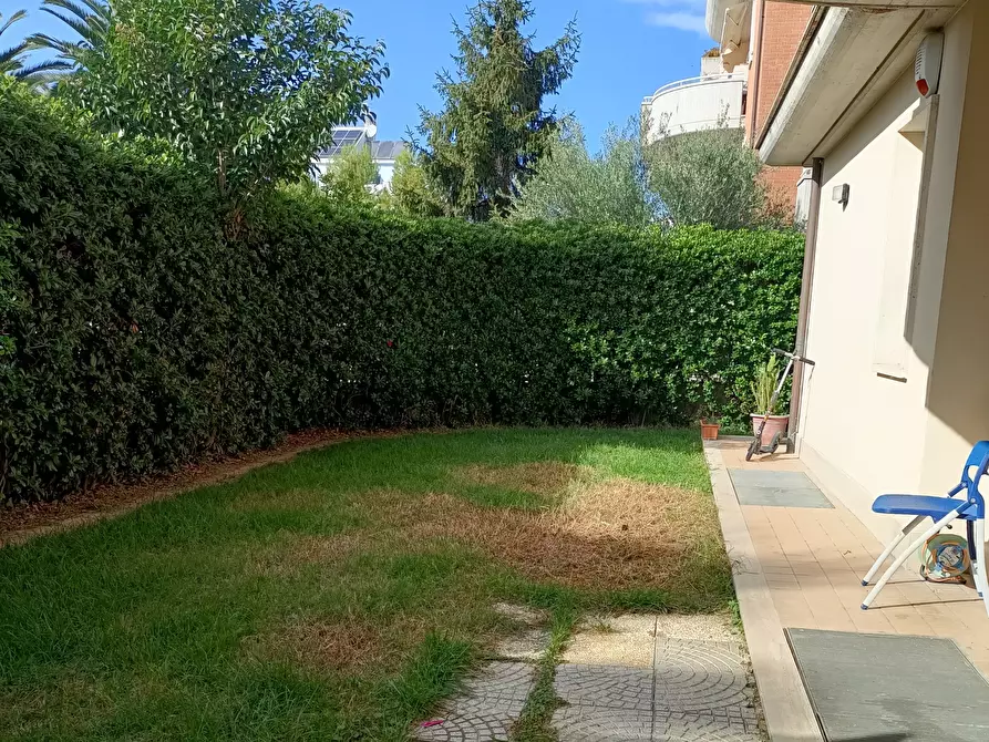 Immagine 49 di Appartamento in vendita  a San Benedetto Del Tronto