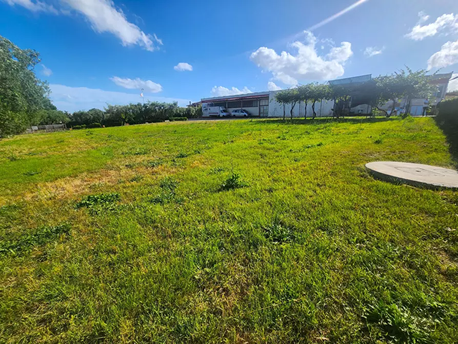 Immagine 6 di Capannone industriale in vendita  a Roma