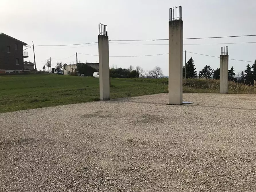 Immagine 2 di Terreno edificabile in vendita  a Falerone