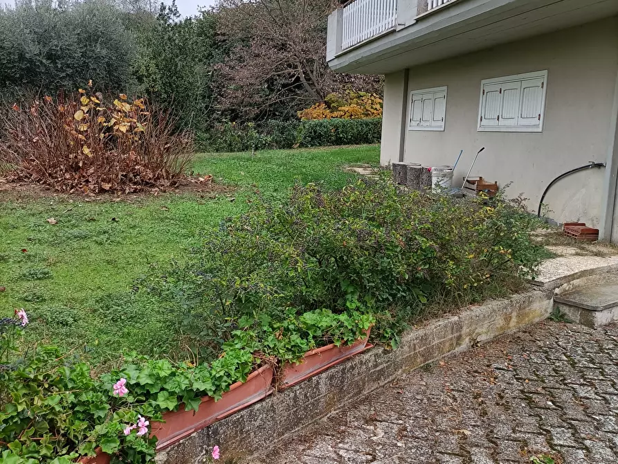 Immagine 42 di Casa indipendente in vendita  a Folignano