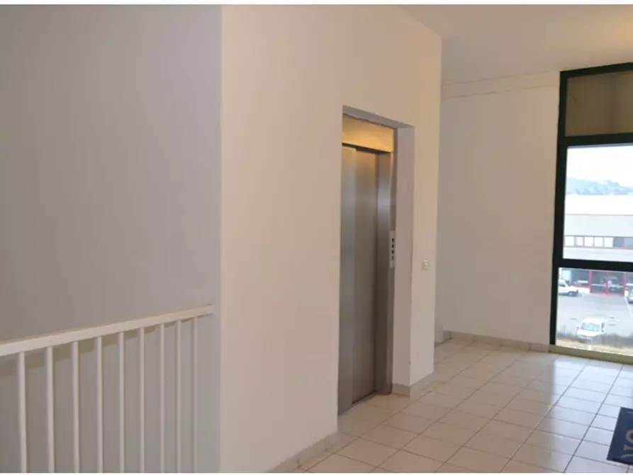 Immagine 3 di Ufficio in vendita  a San Benedetto Del Tronto