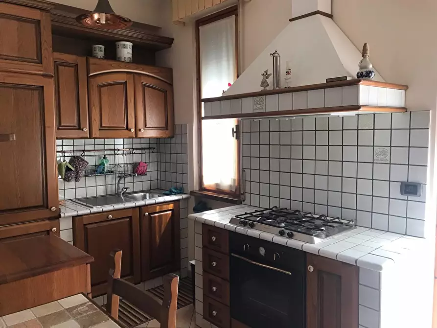 Immagine 4 di Appartamento in vendita  a Ascoli Piceno