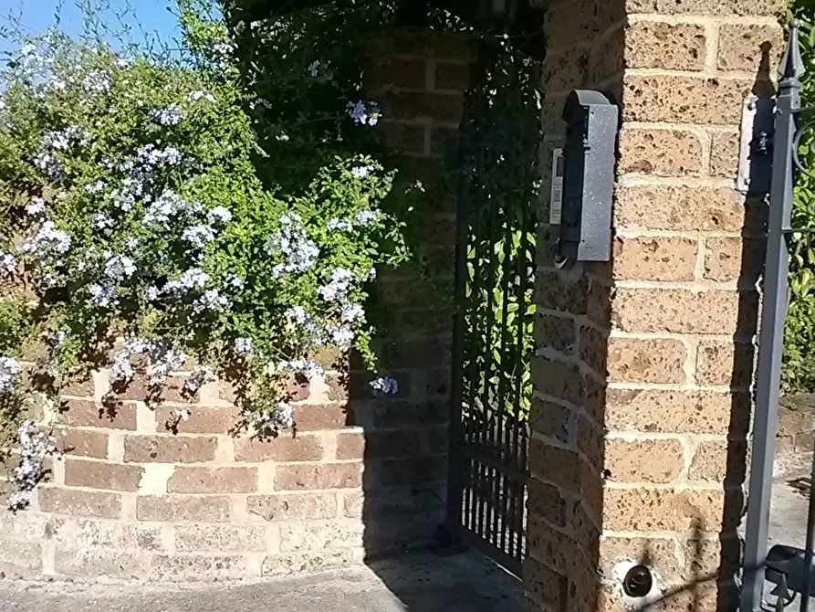 Immagine 33 di Villa in vendita  a Campli