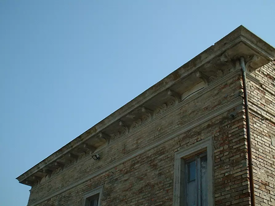 Immagine 29 di Casa indipendente in vendita  a Fermo