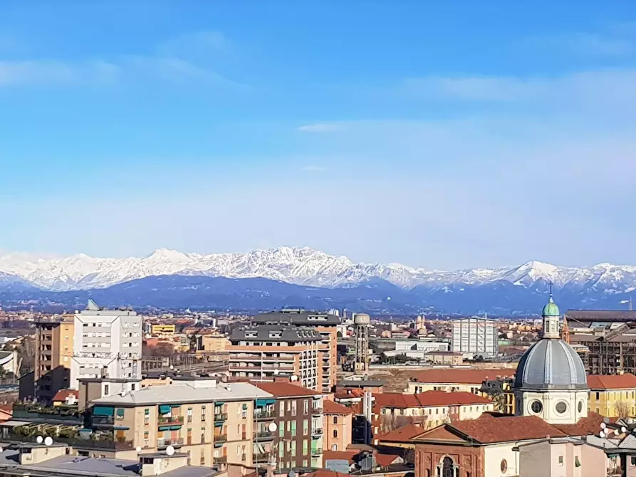 Immagine 1 di Casa indipendente in vendita  a Sesto San Giovanni