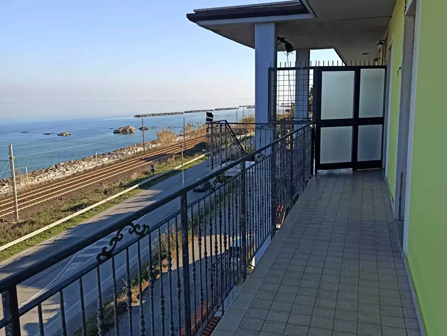 Immagine 29 di Appartamento in vendita  a Grottammare