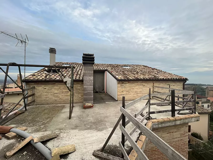 Immagine 31 di Attico in vendita  a Ripatransone
