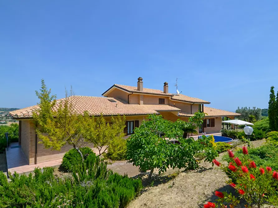 Immagine 6 di Casa indipendente in vendita  a Acquaviva Picena