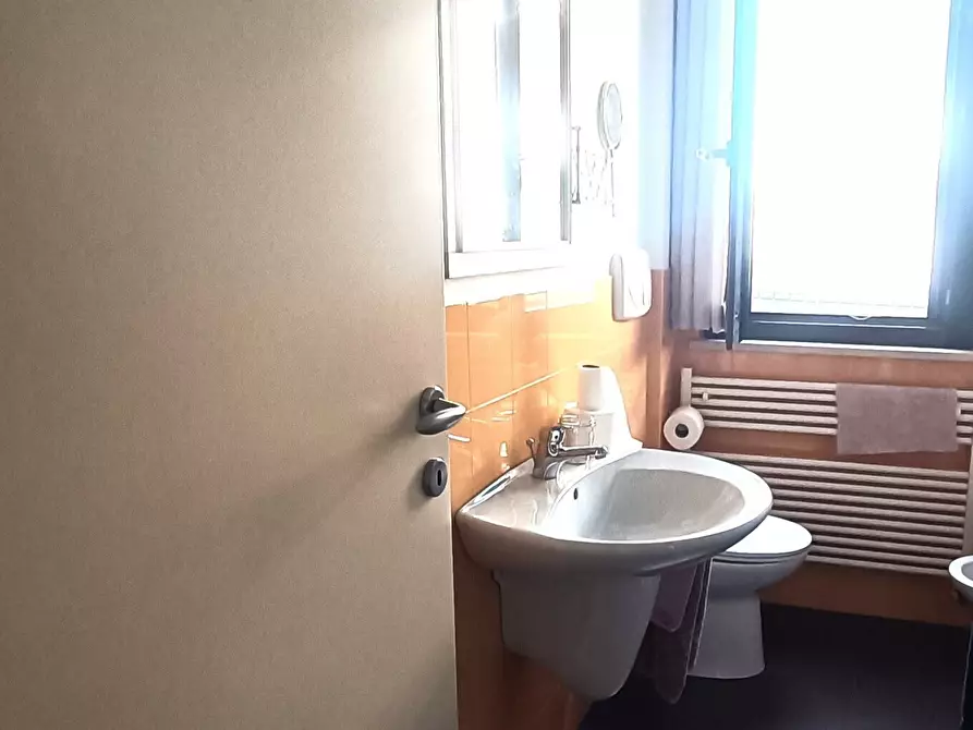 Immagine 21 di Appartamento in affitto  a San Benedetto Del Tronto