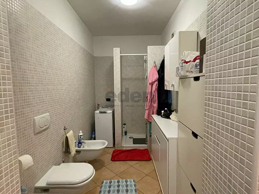 Immagine 16 di Trilocale in affitto  in Via Renato Guttuso 55 a Modena