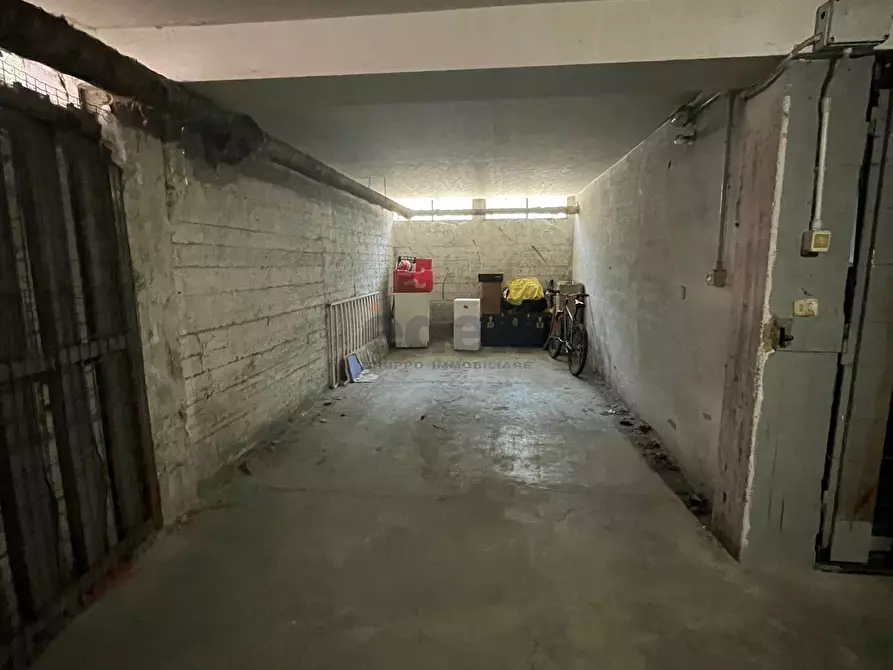 Immagine 7 di Garage in vendita  in Via Emilia Ovest 194 a Modena