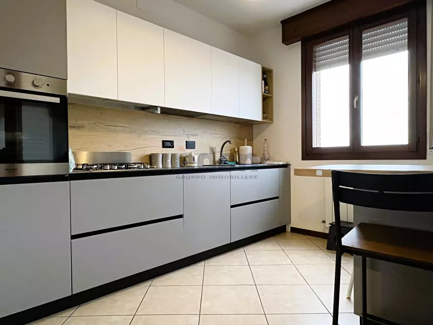 Immagine 8 di Attico in vendita  in Piazza Nazioni Unite 2 a Castelfranco Emilia