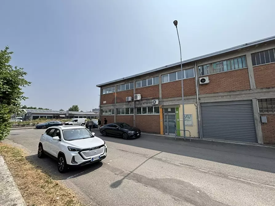 Immagine 5 di Capannone industriale in vendita  in Via Silvino Folloni 7 a Modena