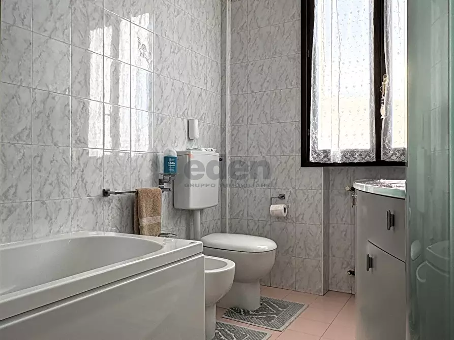 Immagine 15 di Trilocale in vendita  in Via G. d'Annunzio 131 a Castelfranco Emilia