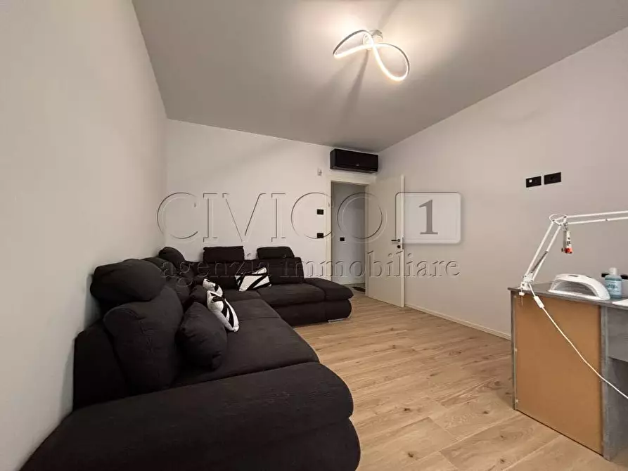 Immagine 21 di Villa in vendita  in Via Chiesa Nuova a Longare