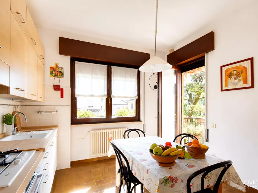 Immagine 14 di Villa in vendita  in Via Ancona 36 a Torri Di Quartesolo